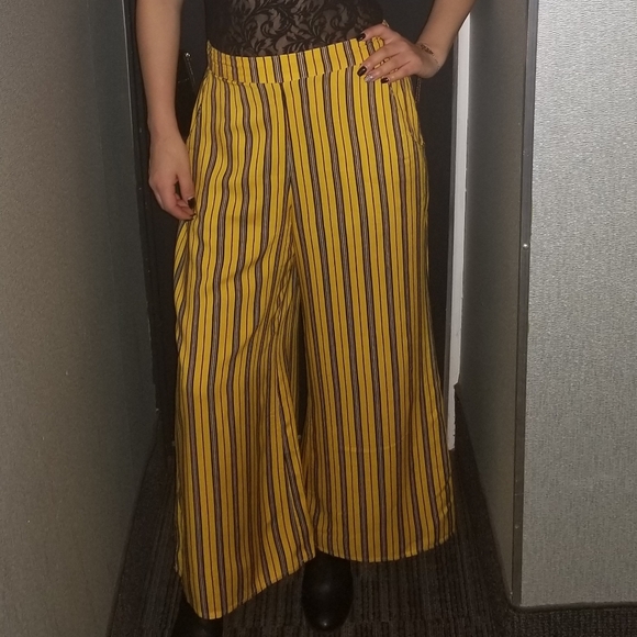 Hollister culottes pants - Picture 7 of 8